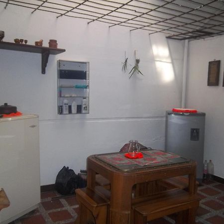 Habita Estudios Laureles Medellín Eksteriør billede