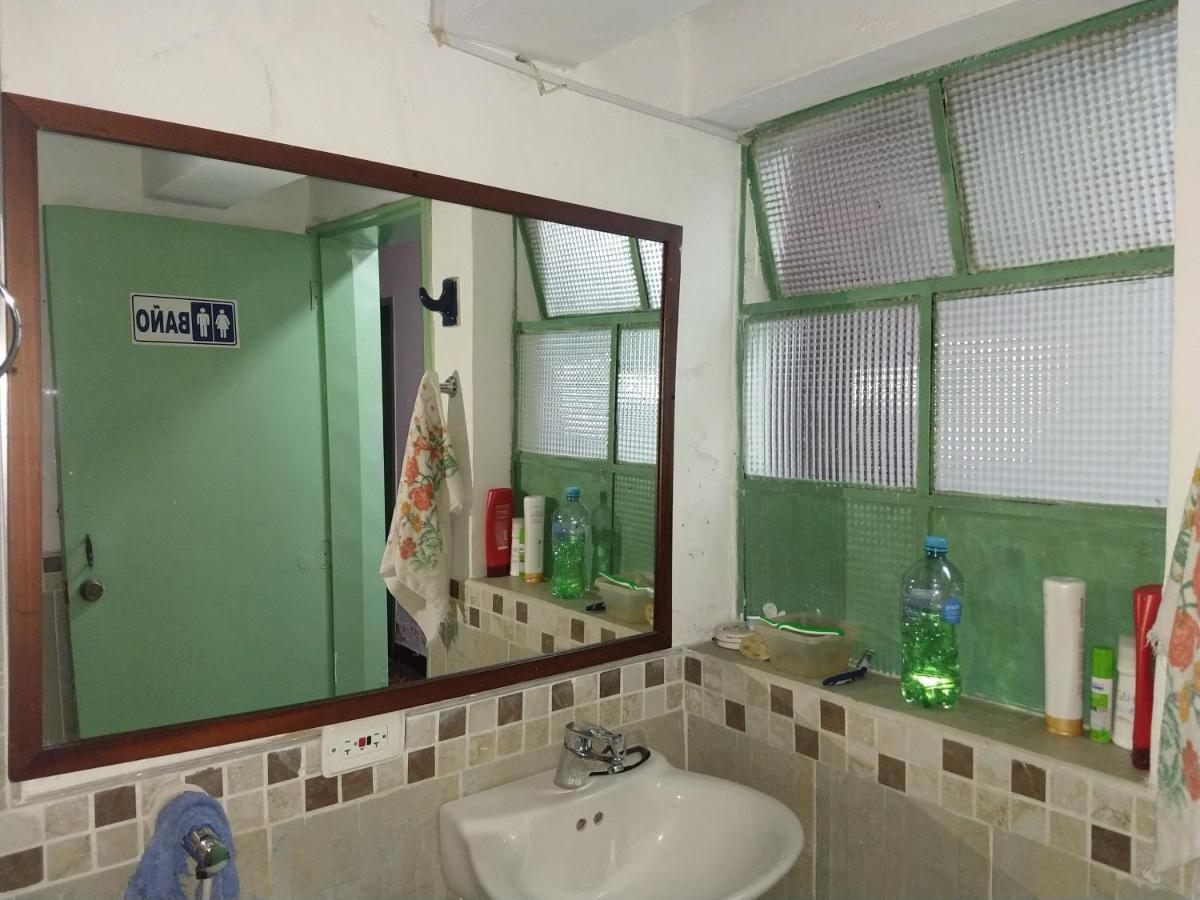 Habita Estudios Laureles Medellín Eksteriør billede