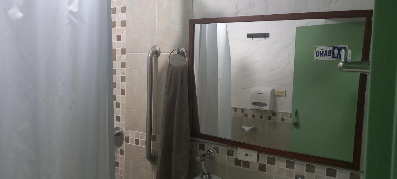 Habita Estudios Laureles Medellín Eksteriør billede