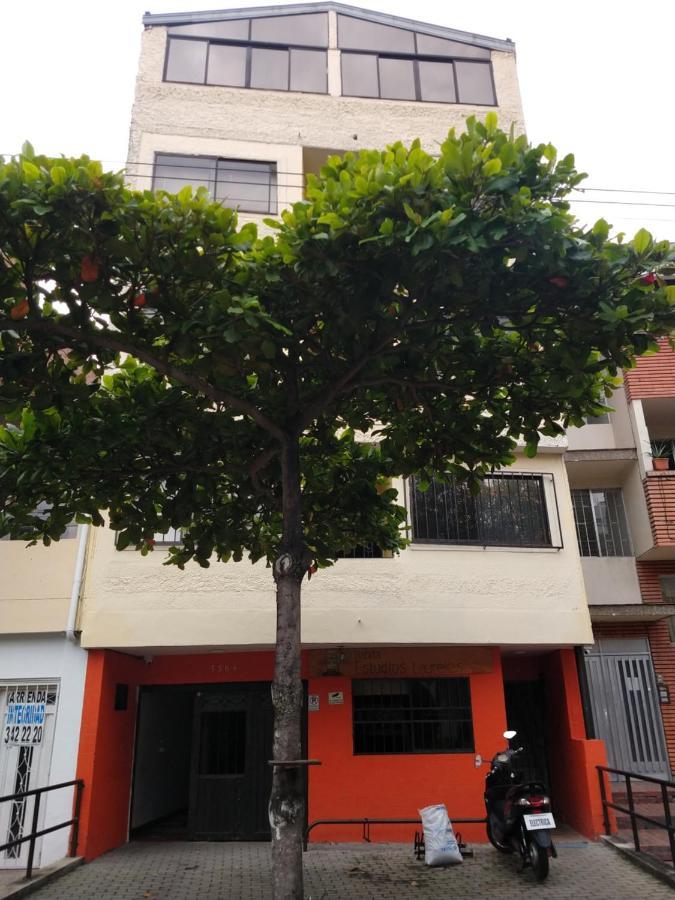 Habita Estudios Laureles Medellín Eksteriør billede